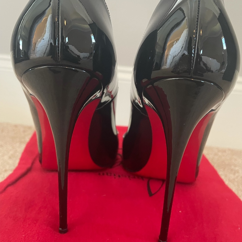 So Kate 120 Black Patent Leather Christian Louboutin, Size 41.